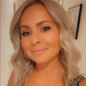 Meet your Posher, Carli